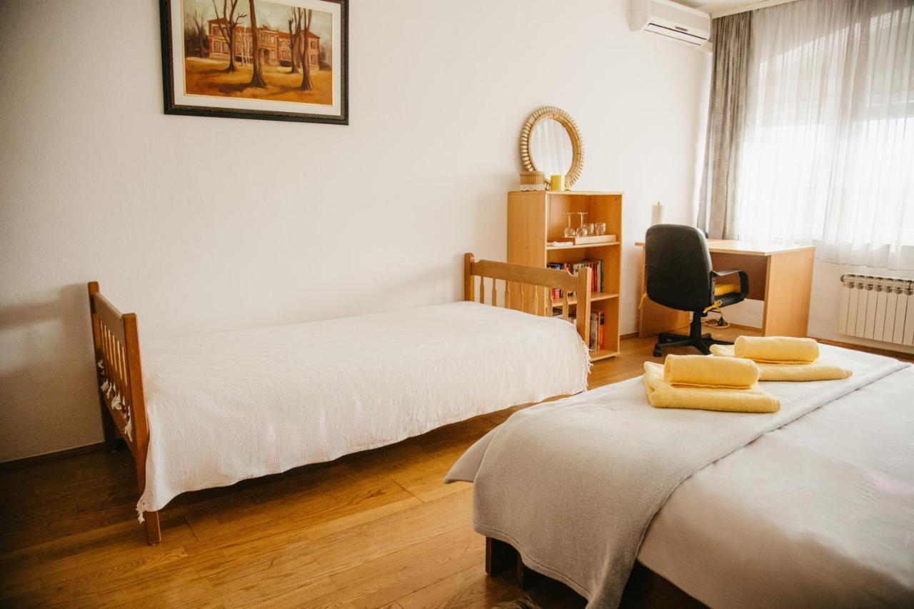 Soba Gloria Hotel Slavonski Brod Eksteriør billede